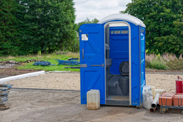 Best VIP or Luxury Restroom Trailers  in Barnesville, MN